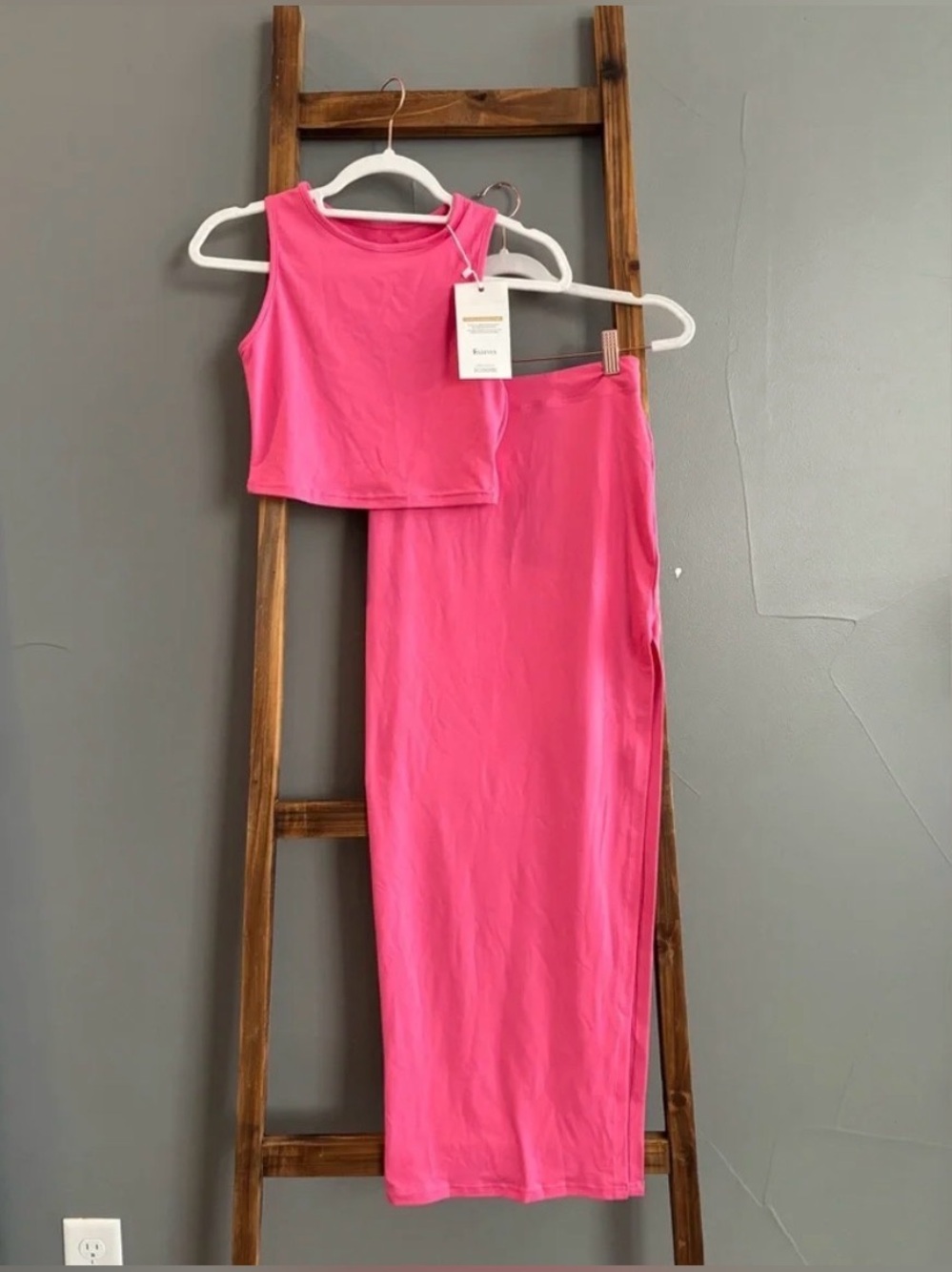 Women's Two-Piece Crop Tank & Maxi Skirt Set - Hot Pink